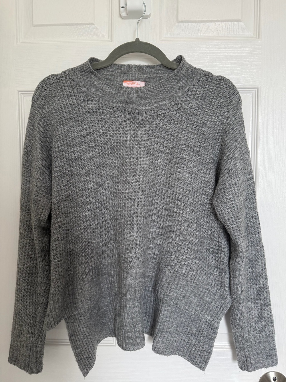 Cozy Women’s Gray Knit Sweater